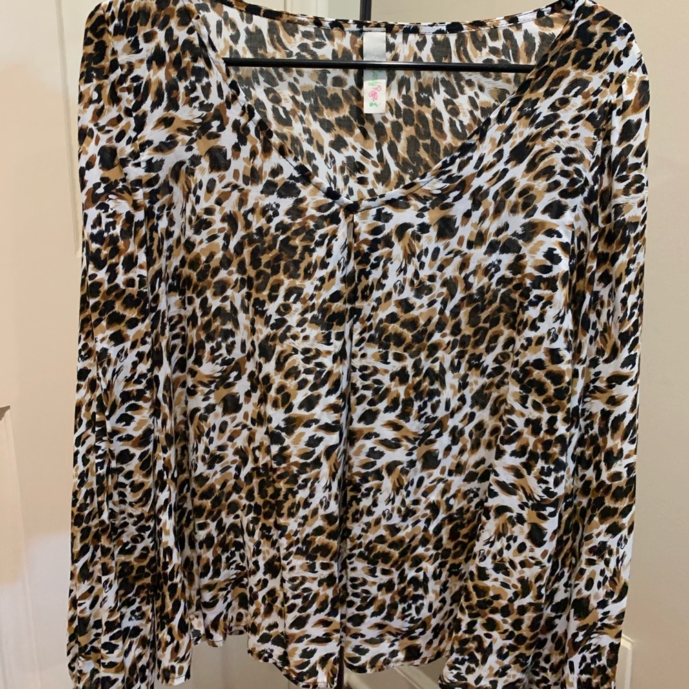 Cheetah print long sleeve top